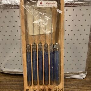Laguiole Blue Handle Table Knife Set. It plastic is open in back but set is new